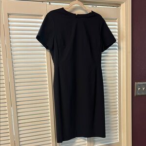 ANTONIO MELANI Black Short-Sleeve Midi Sheath Dress